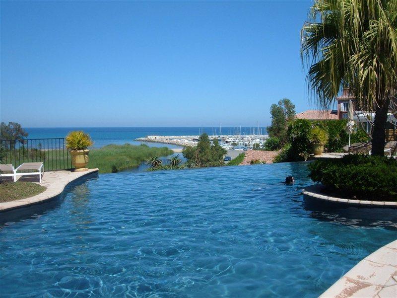 La Solenzara & & Hotel 3*